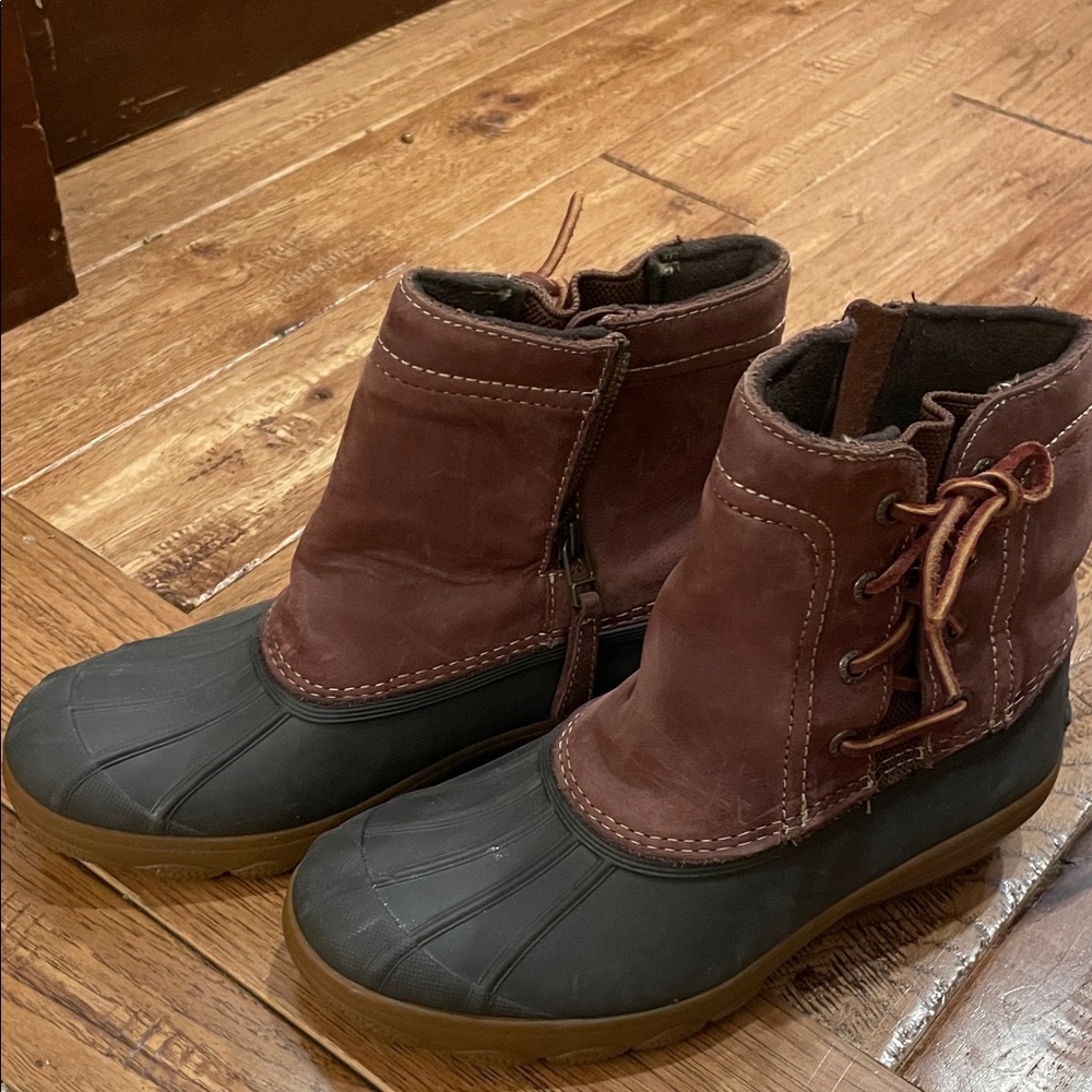 Sperry Women's Brown and Black Winter Duck Boots